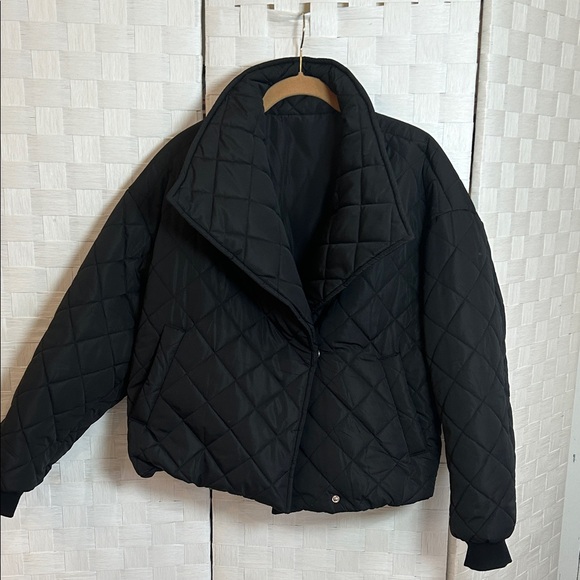 Jackets & Blazers - Quilted Black Women's Puffer Jacket